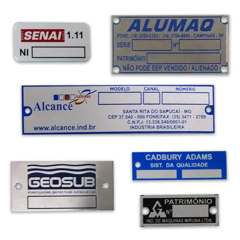 Placas de identificação de equipamentos industriais